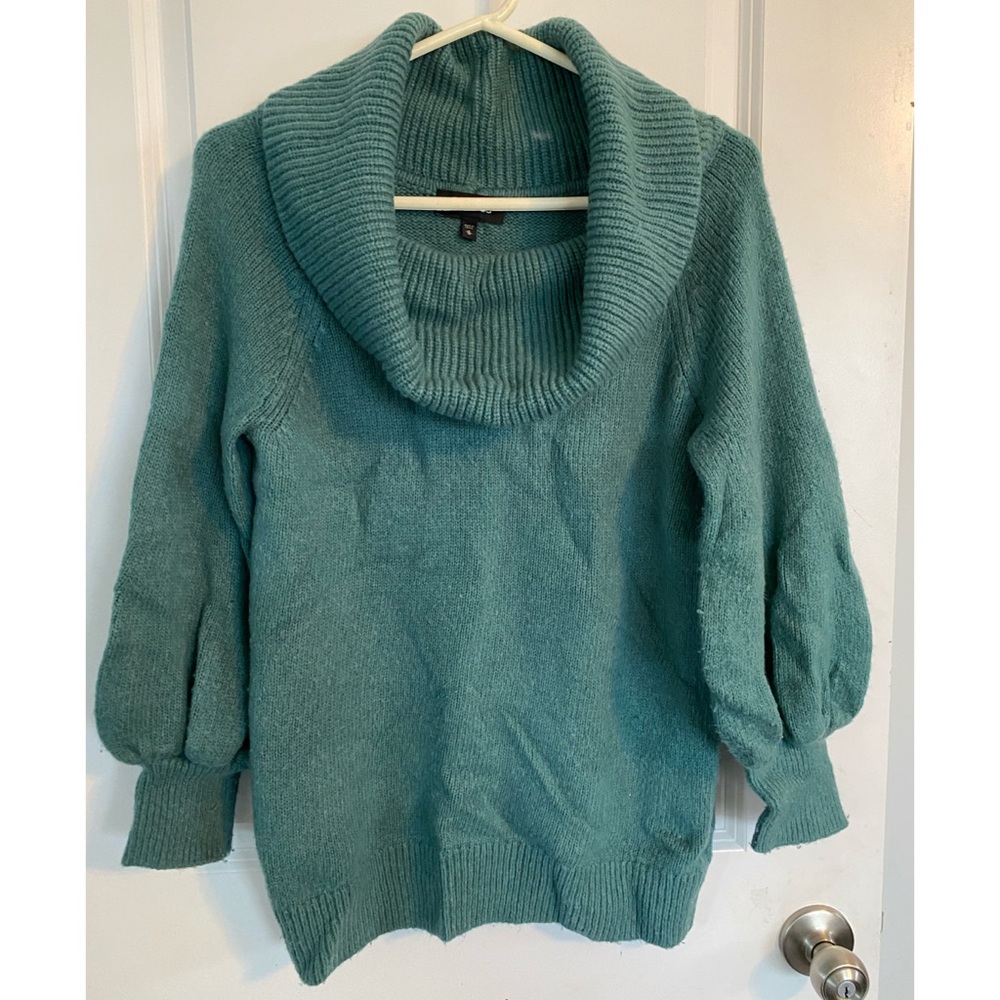 EXPRESS aqua sea foam green balloon sleeve sweater